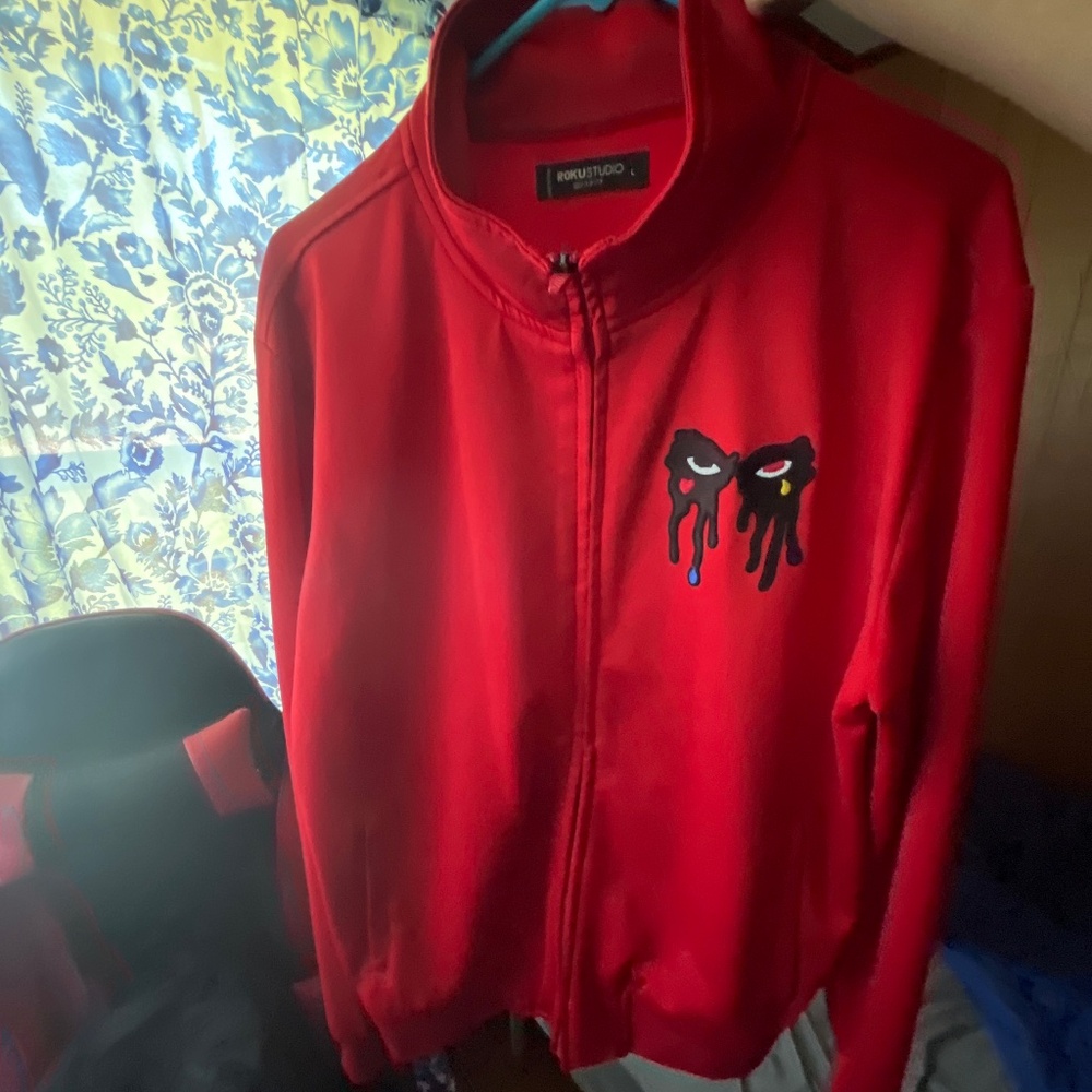Red roku jacket - Picture 1 of 2